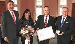 weitere Glückwünsche von Handwerkspräsidenten Dr. Haber weitere Glückwünsche von Handwerkspräsidenten Dr. Haber